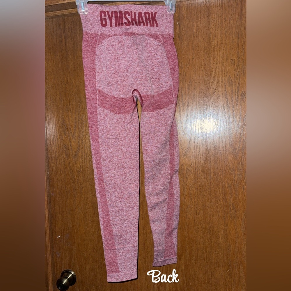 Women’s size Medium Gymshark Heathered Pink Leggings - Picture 2 of 5